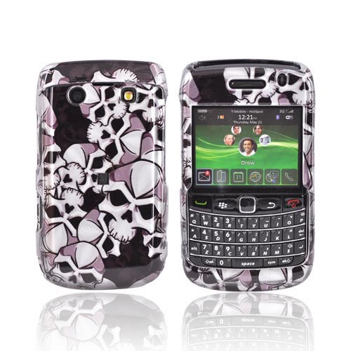 Blackberry Bold 9780 9700 Hard Case - Skulls on Black