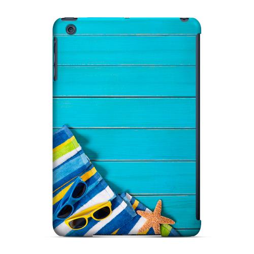 Geeks Designer Line (GDL) Slim Hard Case for Apple iPad Mini - Decked Out