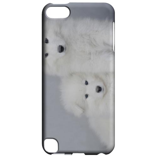 Geeks Designer Line (GDL) Slim Hard Case for Apple iPod Touch 5 - Samoyed Puppies Geeks Designer Line (GDL) Slim Hard Case for Apple iPod Touch 5 - Samoyed Puppies