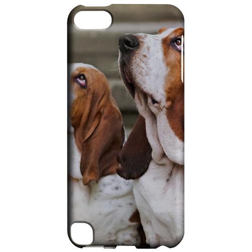 Geeks Designer Line (GDL) Slim Hard Case for Apple iPod Touch 5 - Bassett Hounds Geeks Designer Line (GDL) Slim Hard Case for Apple iPod Touch 5 - Bassett Hounds