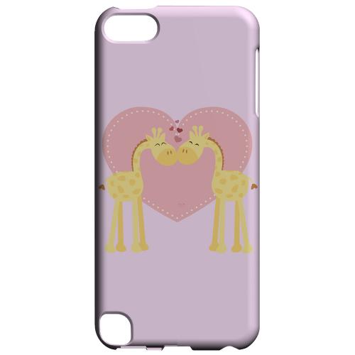 Geeks Designer Line (GDL) Slim Hard Case for Apple iPod Touch 5 - Giraffe Love on Baby Pink