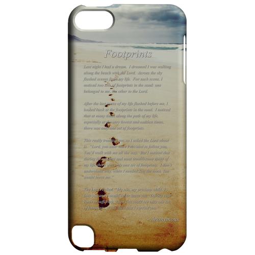 Geeks Designer Line (GDL) Slim Hard Case for Apple iPod Touch 5 - Footprints Geeks Designer Line (GDL) Slim Hard Case for Apple iPod Touch 5 - Footprints