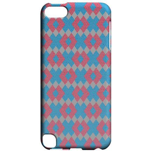 Geeks Designer Line (GDL) Slim Hard Case for Apple iPod Touch 5 - Blue/ Pink Embroidery Geeks Designer Line (GDL) Slim Hard Case for Apple iPod Touch 5 - Blue/ Pink Embroidery