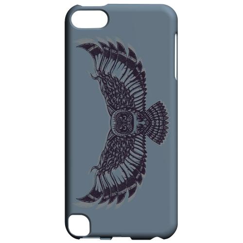 Geeks Designer Line (GDL) Slim Hard Case for Apple iPod Touch 5 - Flying Owl Blue/ Gray Geeks Designer Line (GDL) Slim Hard Case for Apple iPod Touch 5 - Flying Owl Blue/ Gray