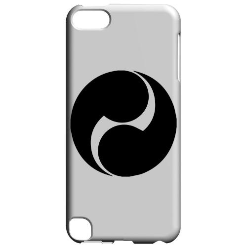 Geeks Designer Line (GDL) Slim Hard Case for Apple iPod Touch 5 - Tomoe Kamon v.2 Geeks Designer Line (GDL) Slim Hard Case for Apple iPod Touch 5 - Tomoe Kamon v.2