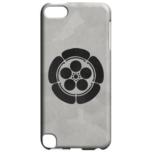 Geeks Designer Line (GDL) Slim Hard Case for Apple iPod Touch 5 - Umebachi Kamon on Paper v.4 Geeks Designer Line (GDL) Slim Hard Case for Apple iPod Touch 5 - Umebachi Kamon on Paper v.4