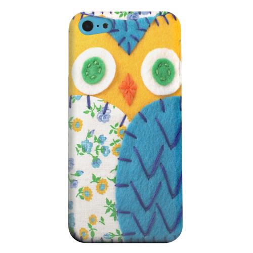 Geeks Designer Line (GDL) Apple iPhone 5C Matte Hard Back Cover - Gold/ Blue Owl Geeks Designer Line (GDL) Apple iPhone 5C Matte Hard Back Cover - Gold/ Blue Owl