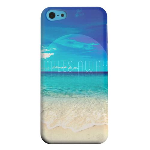 Geeks Designer Line (GDL) Apple iPhone 5C Matte Hard Back Cover - Miles Away Geeks Designer Line (GDL) Apple iPhone 5C Matte Hard Back Cover - Miles Away