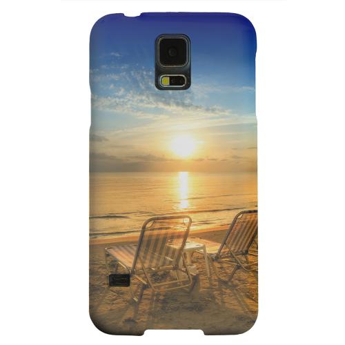 Geeks Designer Line (GDL) Samsung Galaxy S5 Matte Hard Back Cover - Beach Chair Sunrise